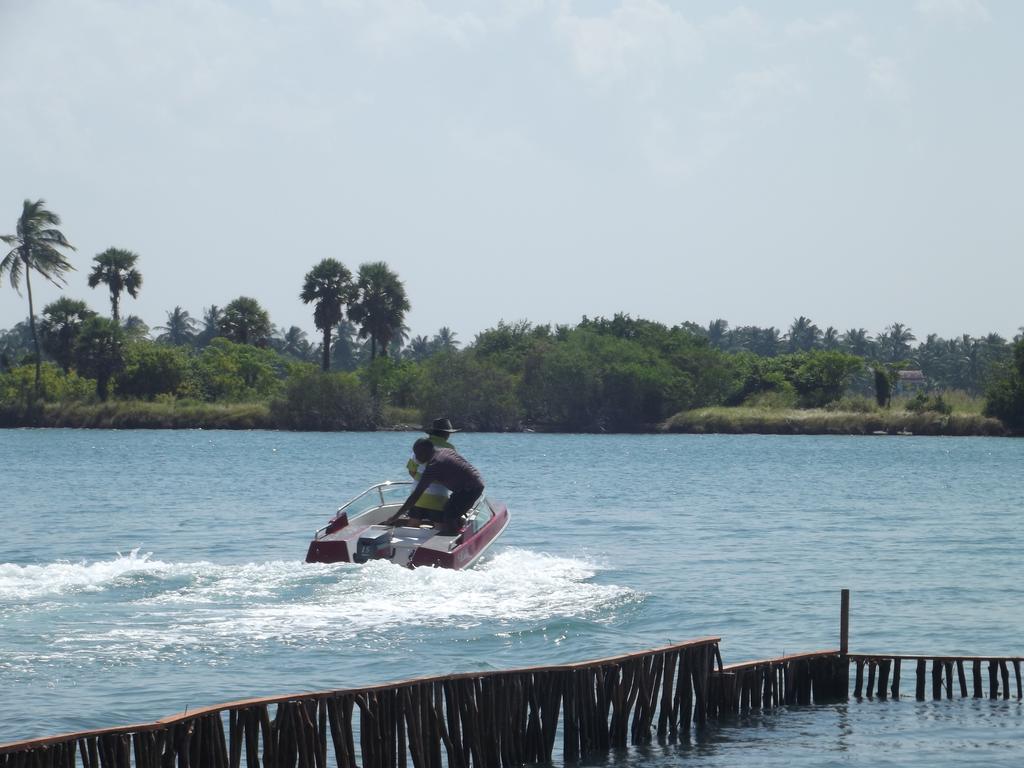 Lord Of The Forest Hotel Batticaloa Luaran gambar
