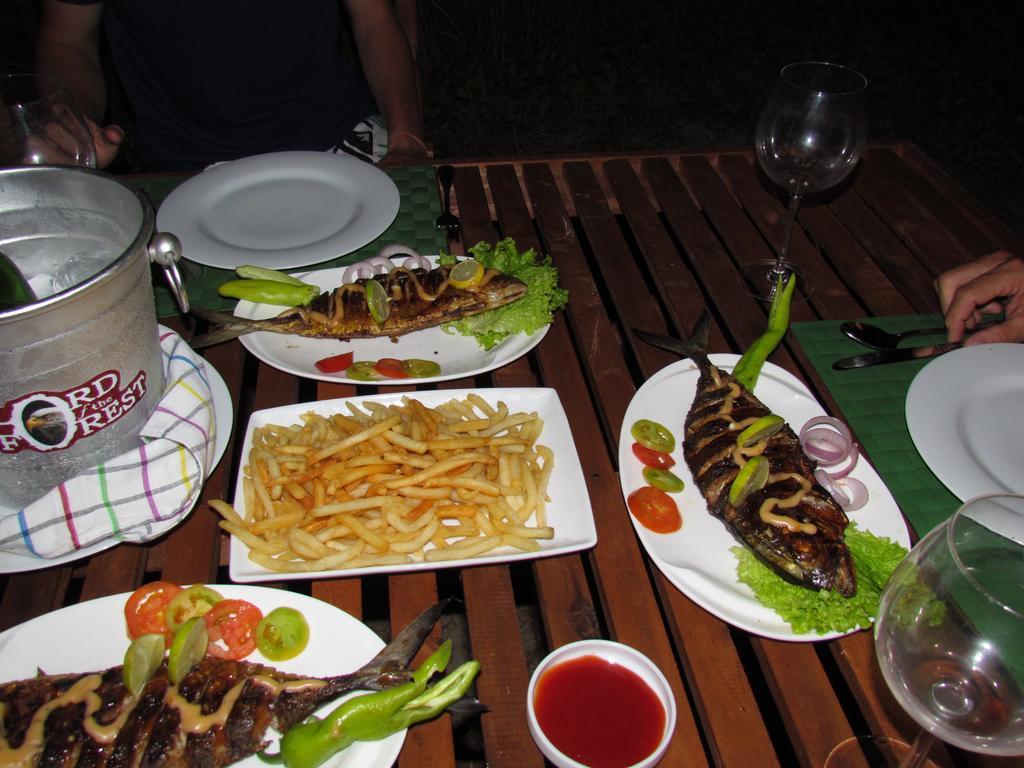 Lord Of The Forest Hotel Batticaloa Luaran gambar